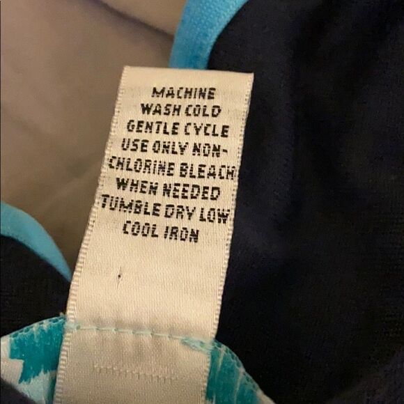 Silverwear New York Navy zippered sweater Large - Picture 11 of 11